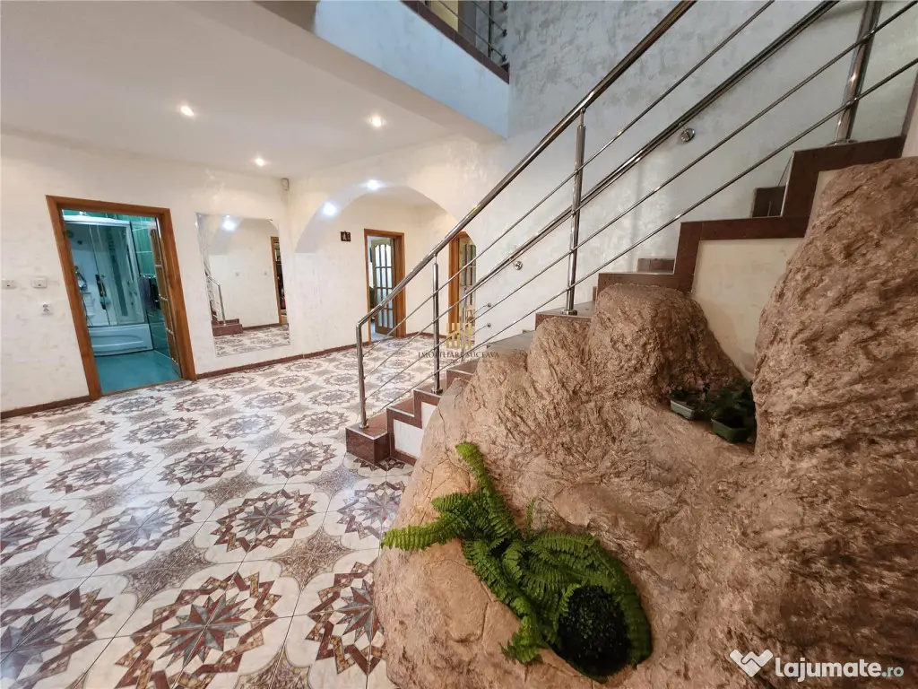 Cladire 600 mp! In Suceava! De ! 0727817187 