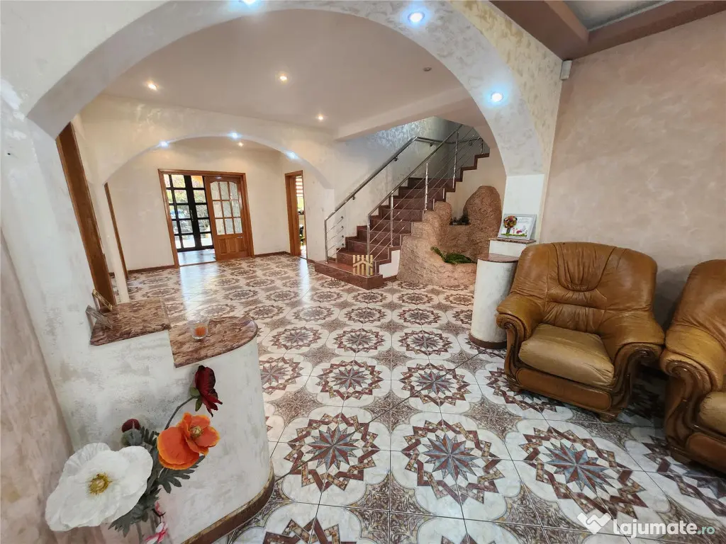 Cladire 600 mp! In Suceava! De ! 0727817187 