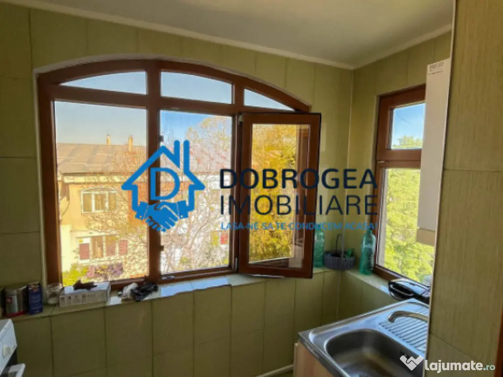 E3- APARTAMENT 2 CAMERE DECOMANDAT ,CENTRALA PROPRIE