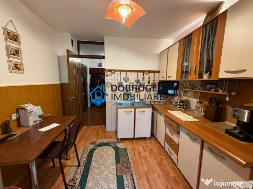 E3- 3 camere, parter, 2 balcoane, centrala termica, ideal lo 