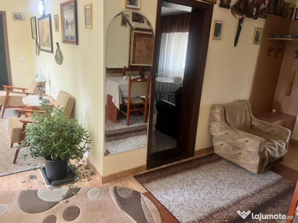 Negru Voda casa cu teren de 1200 mp, constructie 2008 