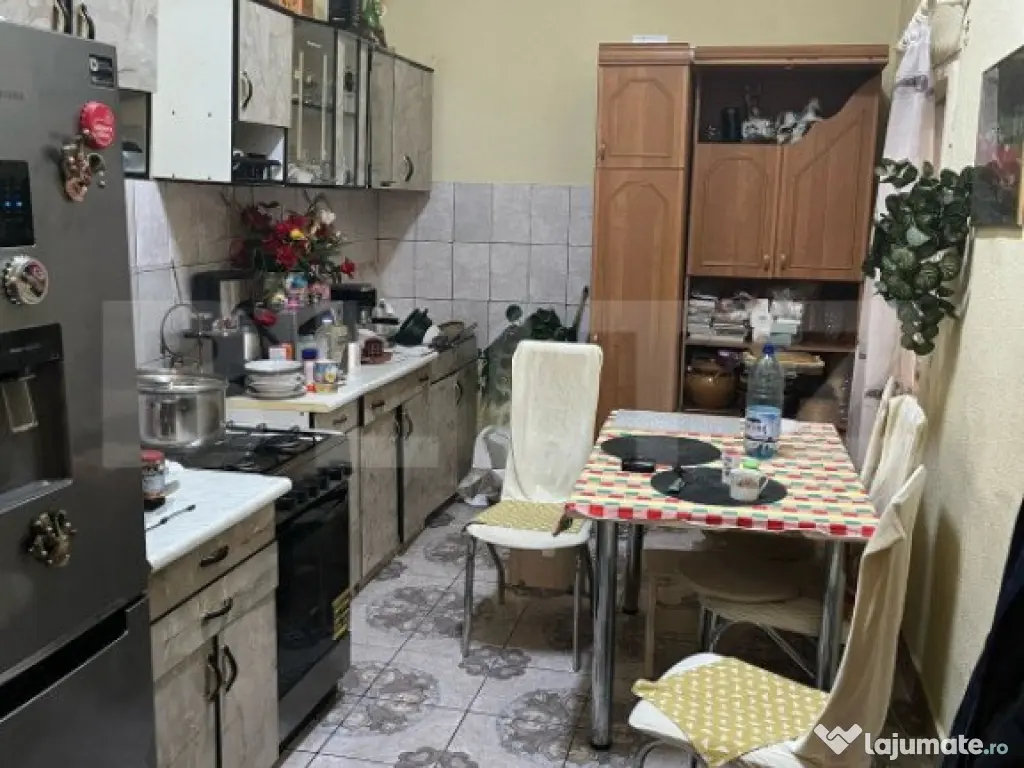 Doua apartamente, zona centrala