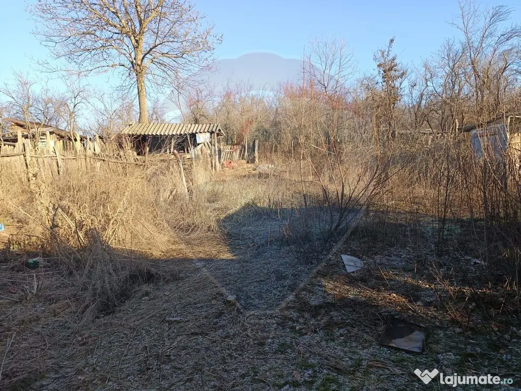 Casă / Vilă cu 3 camere de vânzare 