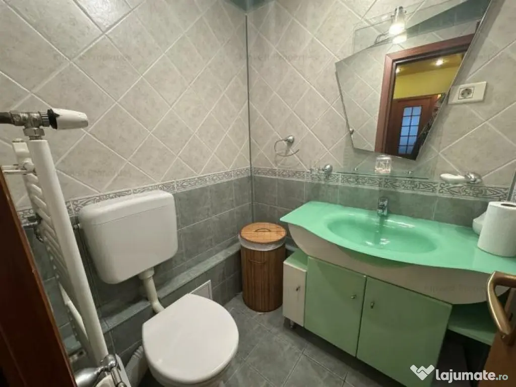 Apartament 3 camere Decebal 