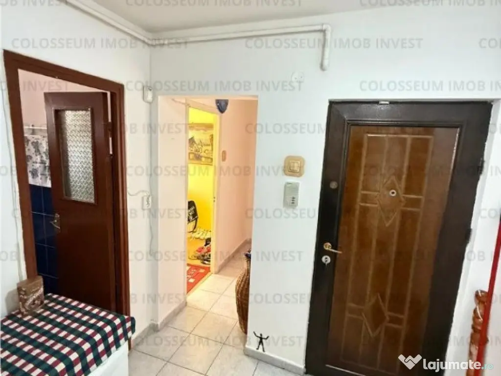 Apartament cu 3 camere, decomandat - zona Astra.