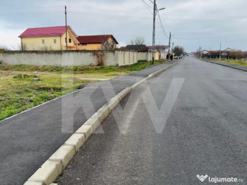 Teren extravilan 1000 mp, Rovine 2, acces la doua strazi, 8.