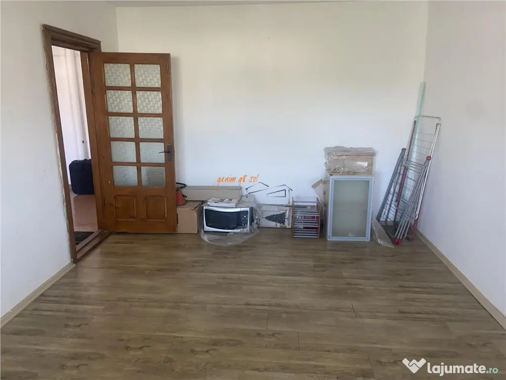 Apartament 2 camere , zona Liceul Economic , 56 mp , decoman