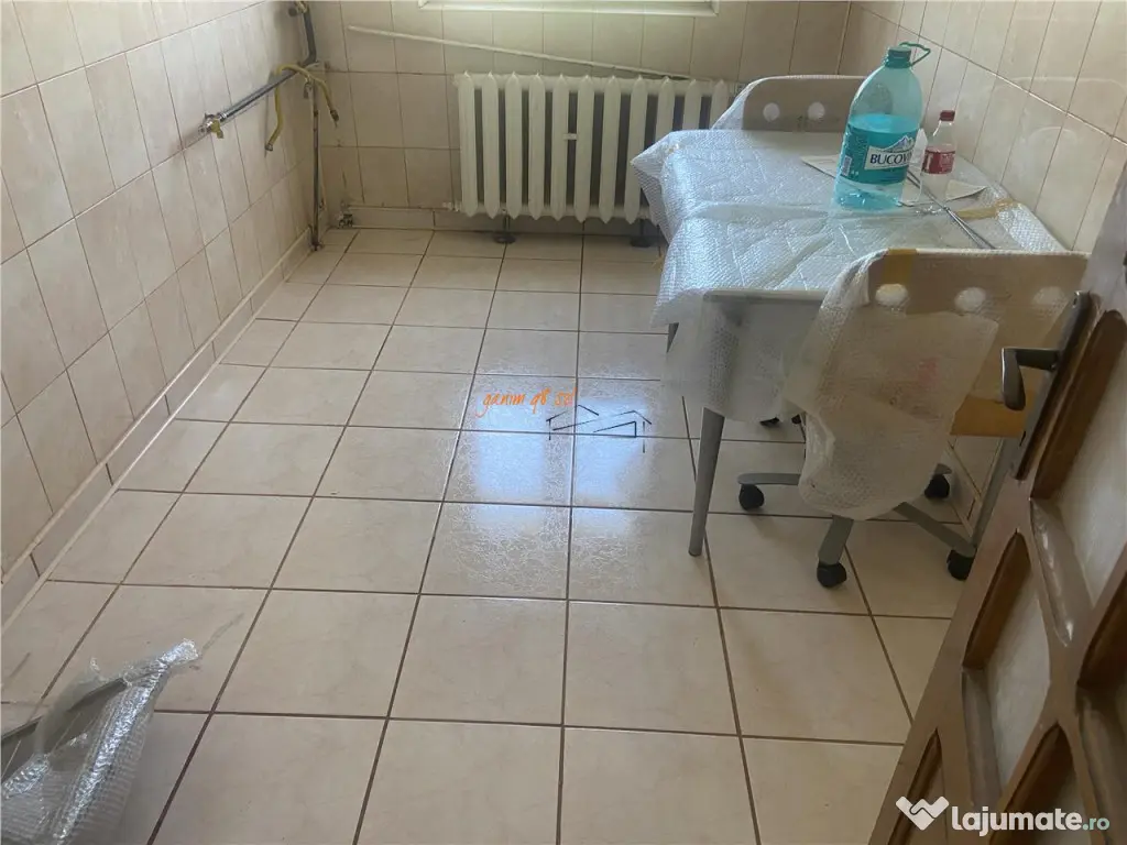 Apartament 2 camere , zona Liceul Economic , 56 mp , decoman
