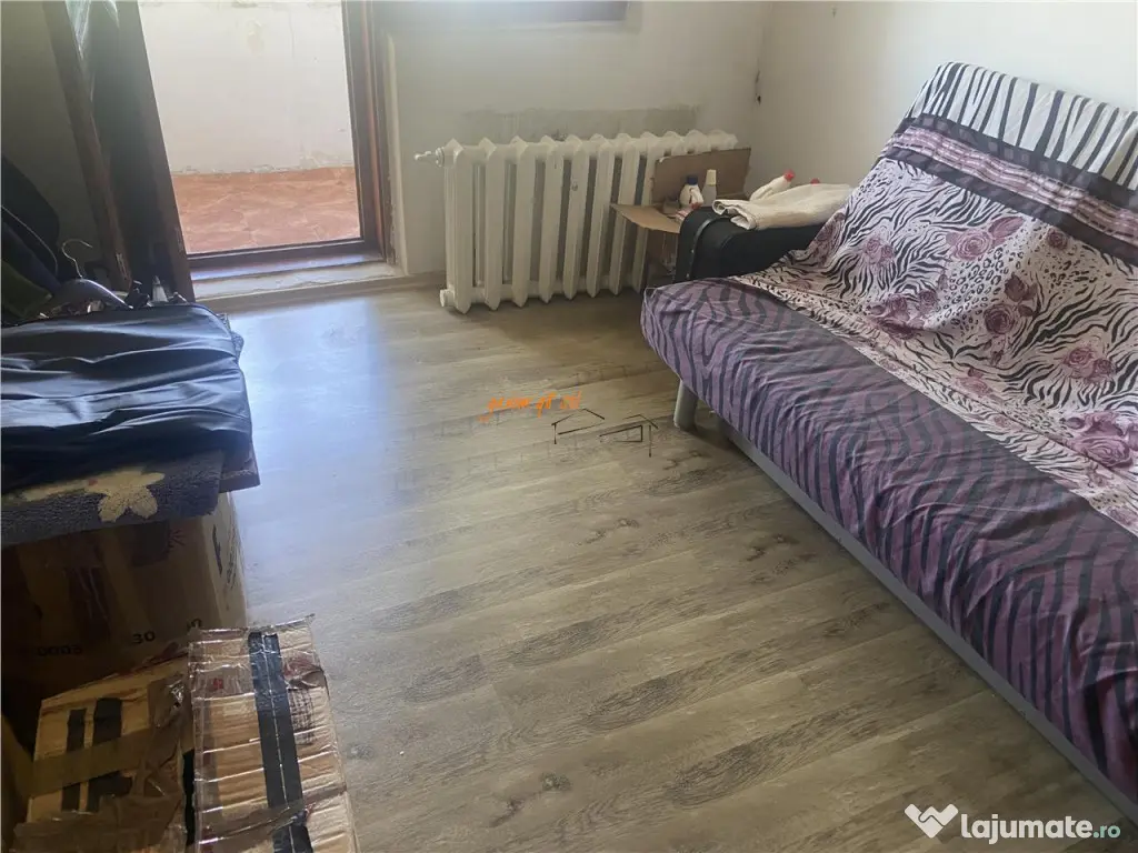 Apartament 2 camere , zona Liceul Economic , 56 mp , decoman