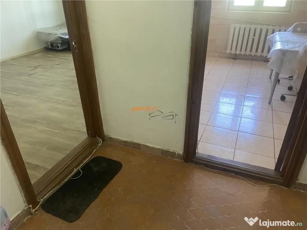 Apartament 2 camere , zona Liceul Economic , 56 mp , decoman