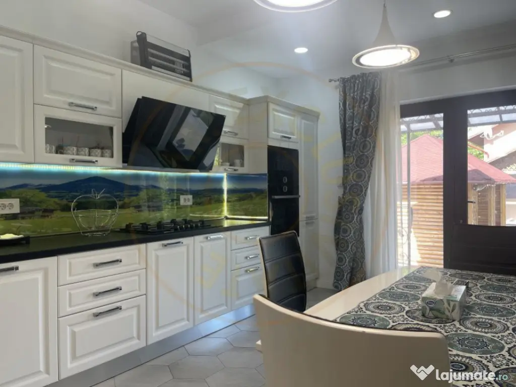 Cornu de Jos Doua case moderne, crama la subsol, prosumato