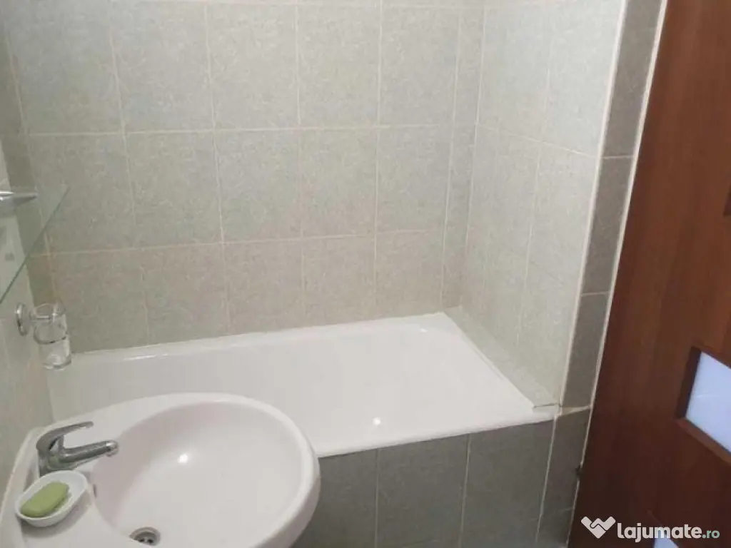 Apartament 4 camere Palatul Parlamentului