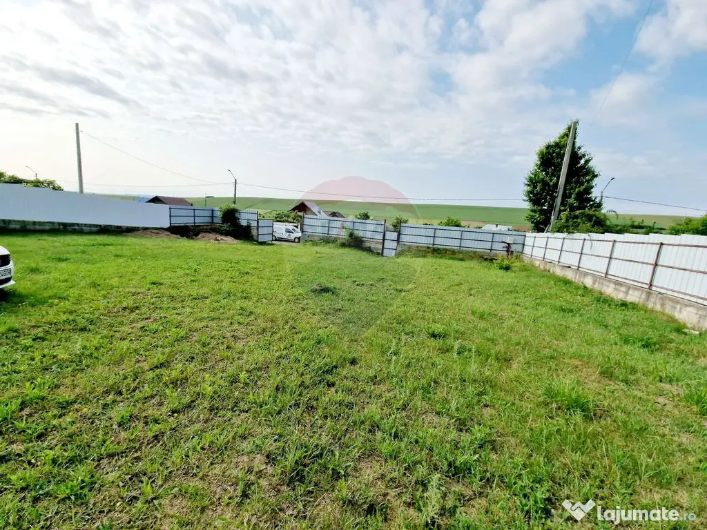 Casă spațioasă S+P+1E+M și teren generos 1664 mp