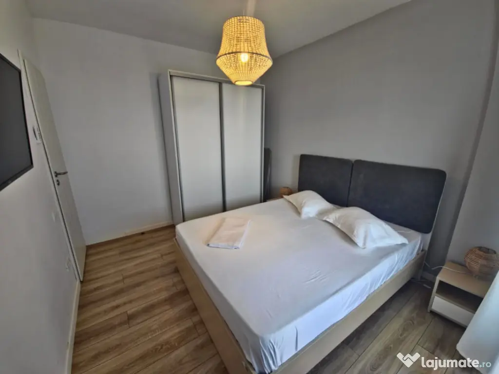 Mamaia Central apartament 2 camere cu vedere panoramica mare 