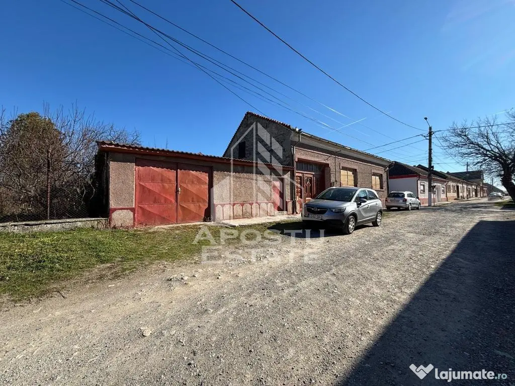 Casa cu 5 camere, 777 mp teren la MOLDOVA VECHE, ideal ca... 