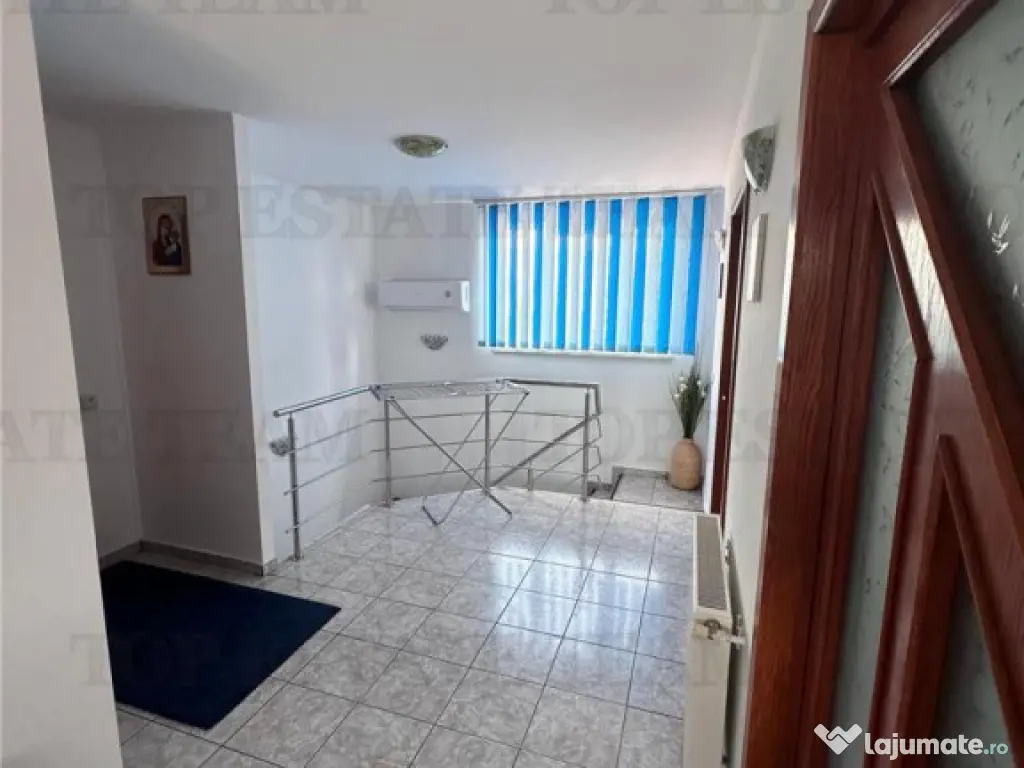 Casa Individuala cu Teren 1300 mp in Corbeanca - Zona Petres 
