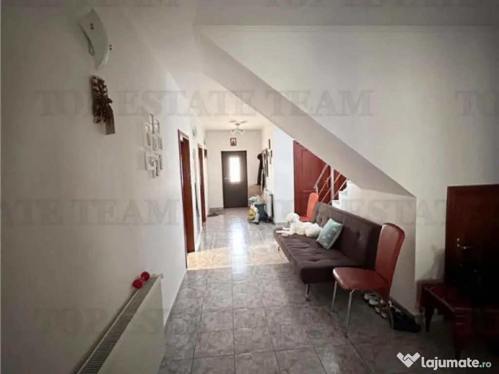 Casa Individuala cu Teren 1300 mp in Corbeanca - Zona Petres 
