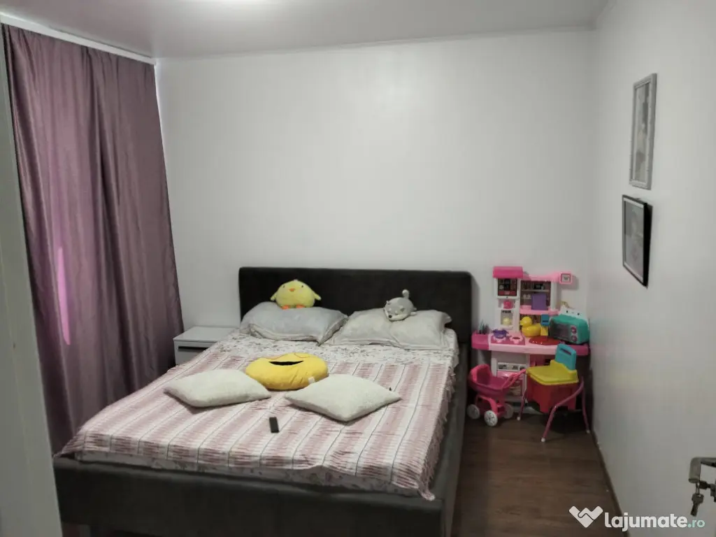 Vand apartament cu 2 camere decomandat in Deva, zona Dorobanti, et 1 