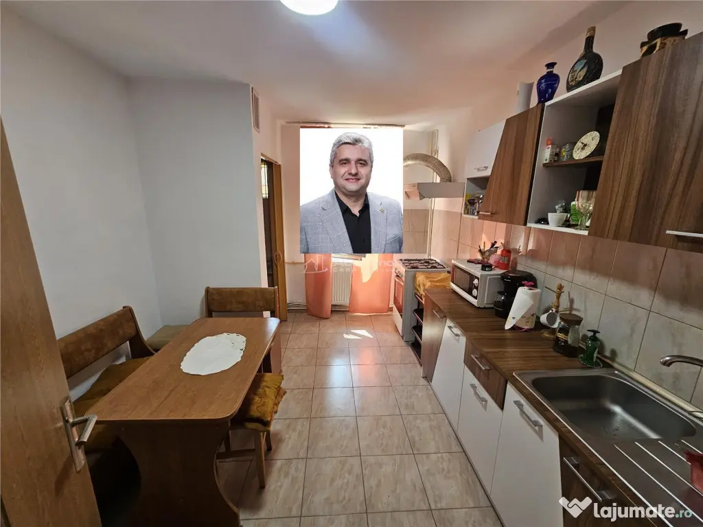 Resita, 3 Cam. Dec., Mobilat Utilat, Parter Inalt, Micro 4