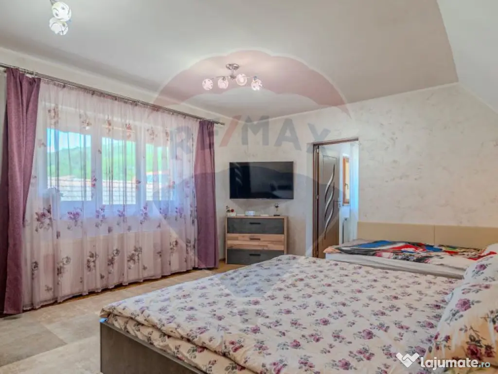 Casă DE VIS Feldioara/ Ucea/ Fagaras- DE VANZARE!