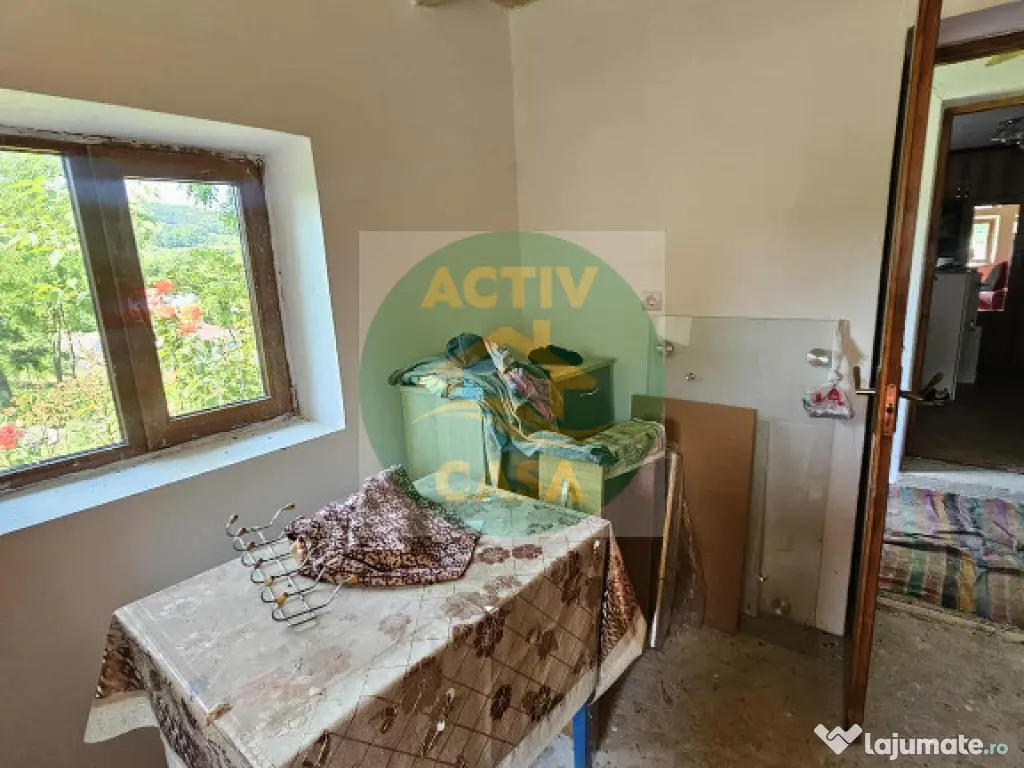 Casa de vanzare, zona Ion Creanga