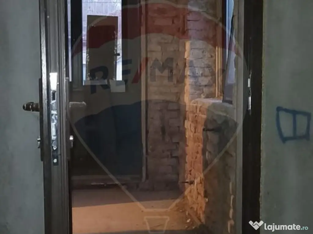 Casă / Vilă cu 3 camere de vânzare 