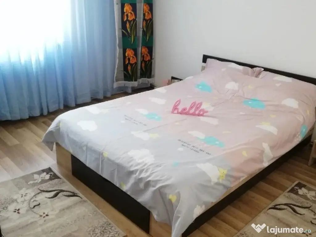 2 camere in zona Complexului Studentesc