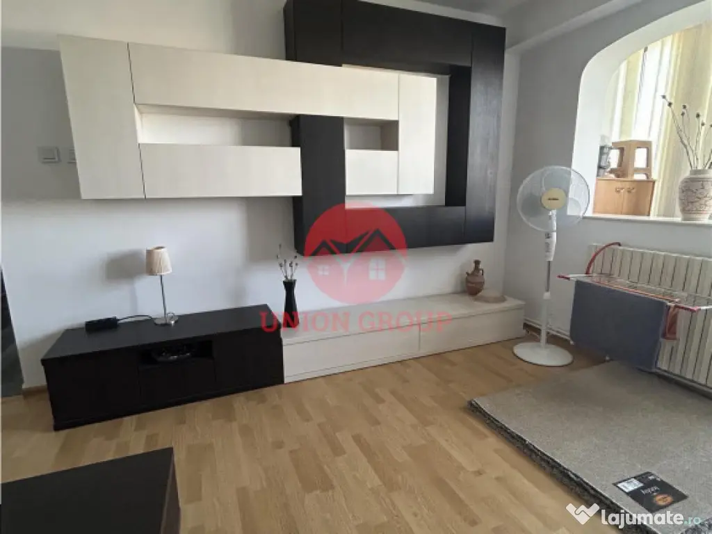 Apartament 3 Camere, Decomandat, Boxa Loc de Parcare, Casa d 