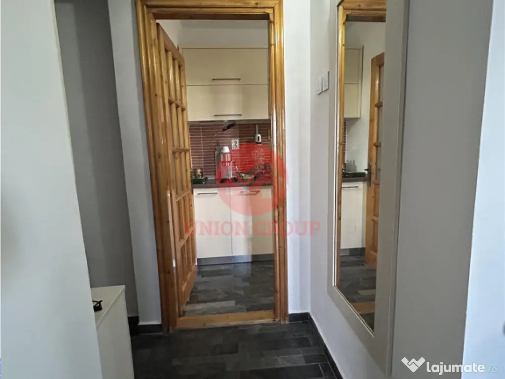 Apartament 3 Camere, Decomandat, Boxa Loc de Parcare, Casa d 