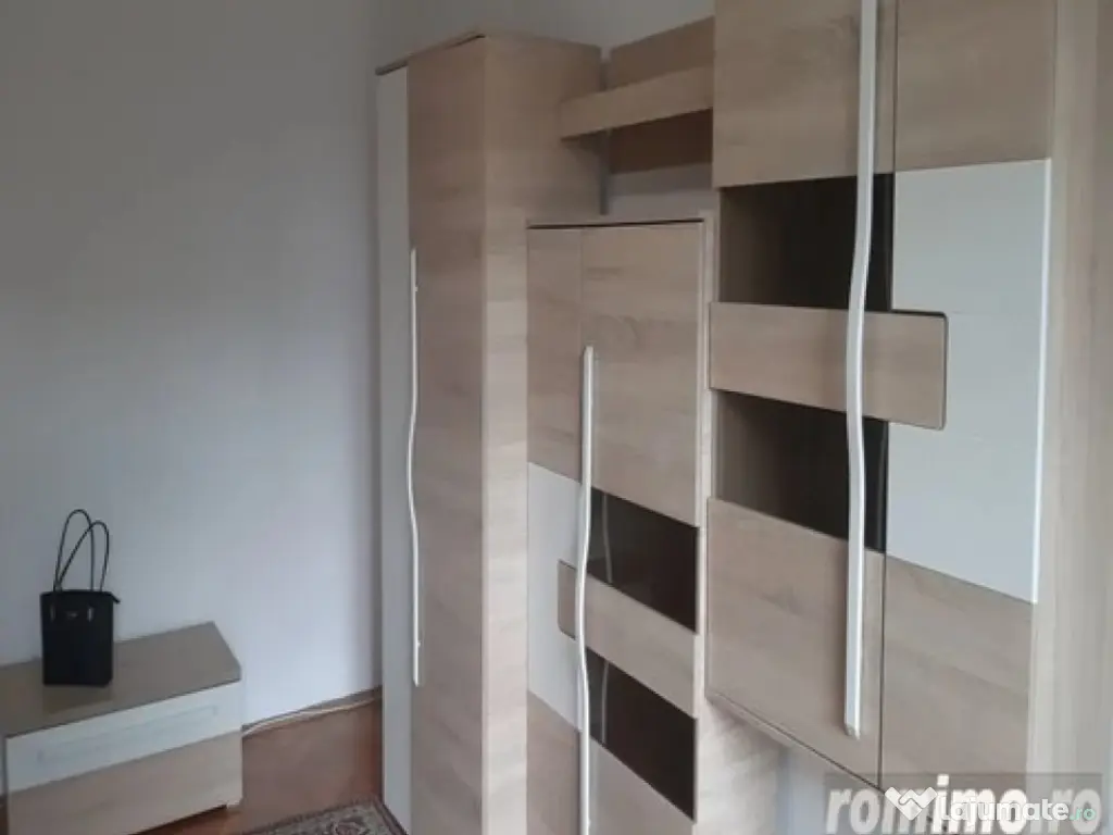 1 camera in zona Blascovici