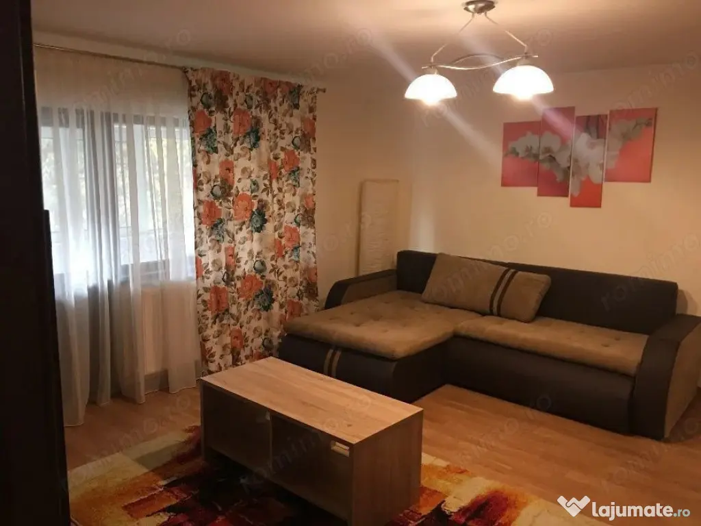 2 camere in zona Bucovina 