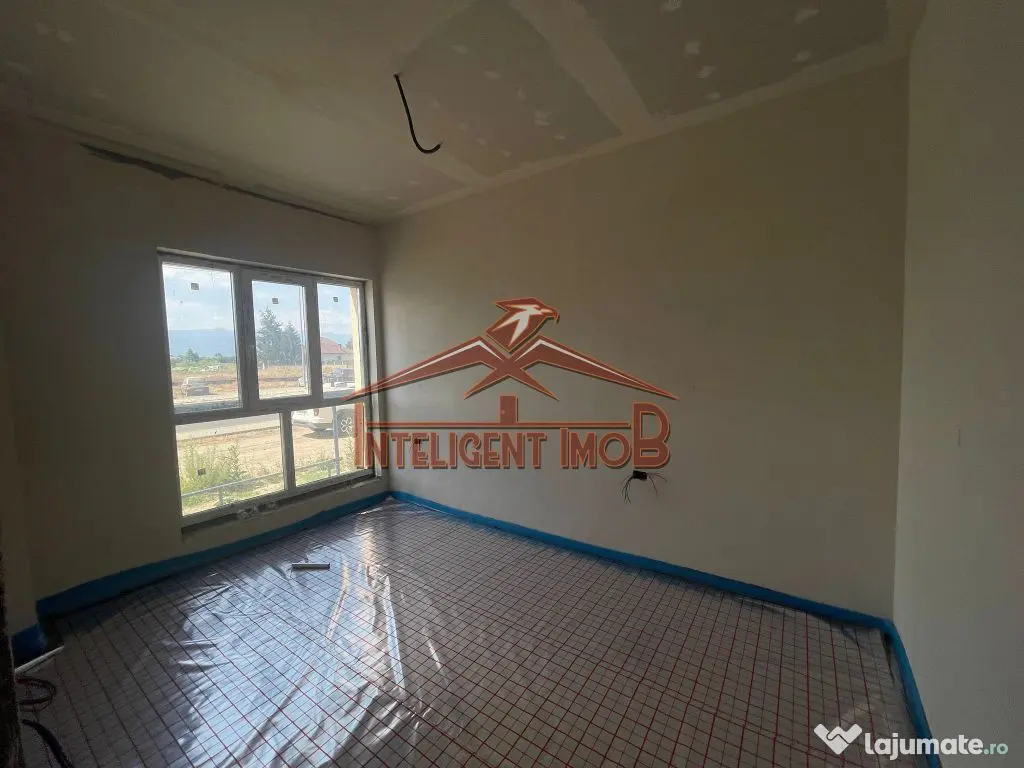 Studio modern de vânzare, 36mp utili + terasă spațioas...