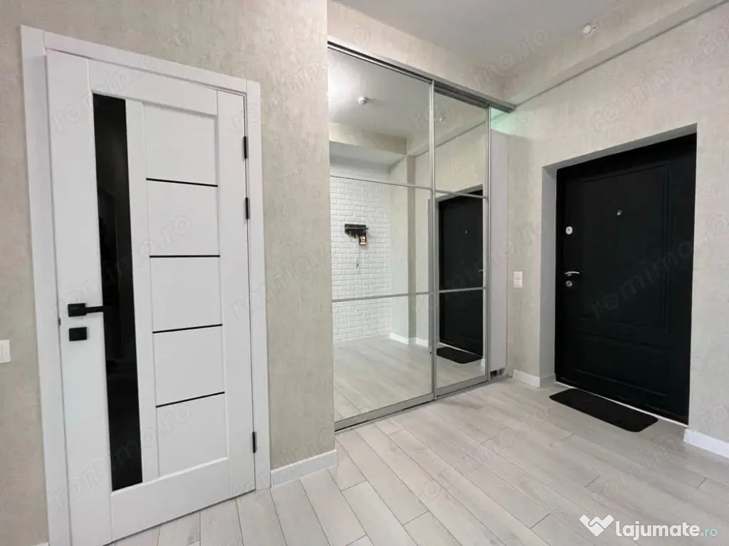 3 camera in zona Torontalului