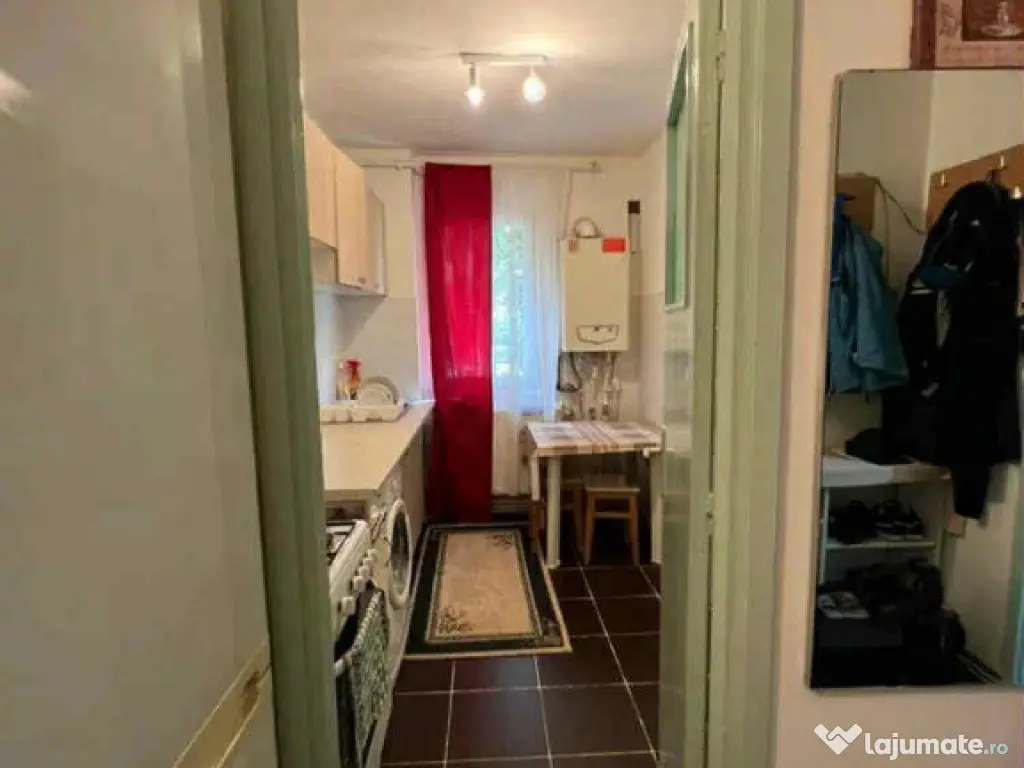 Apartament 2 camere, semidecomandat - zona Astra