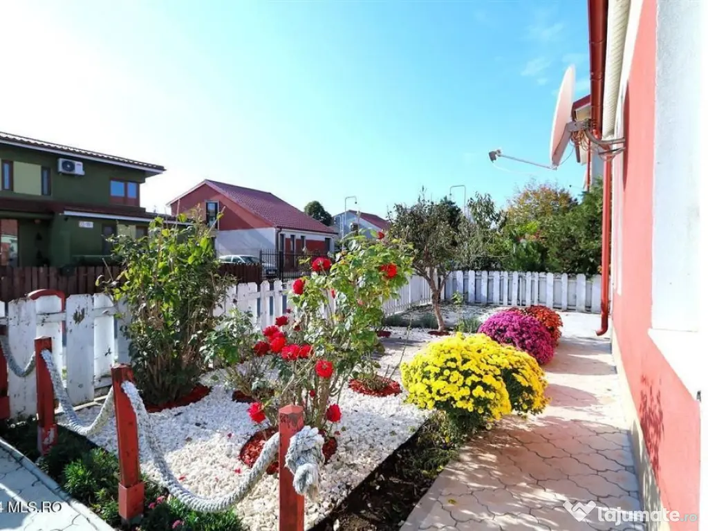 Cumpana - Del Sole, Str. Padova 4, vila P+M, teren pe col...