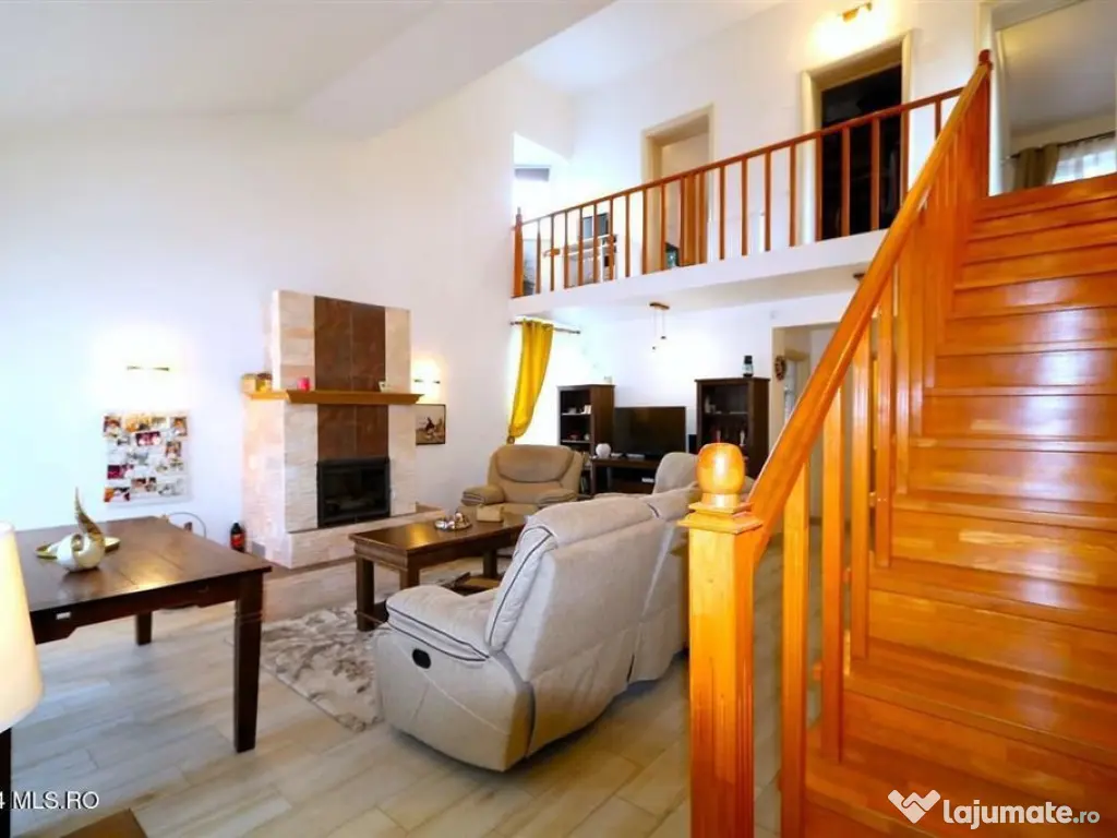 Cumpana - Del Sole, Str. Padova 4, vila P+M, teren pe col...