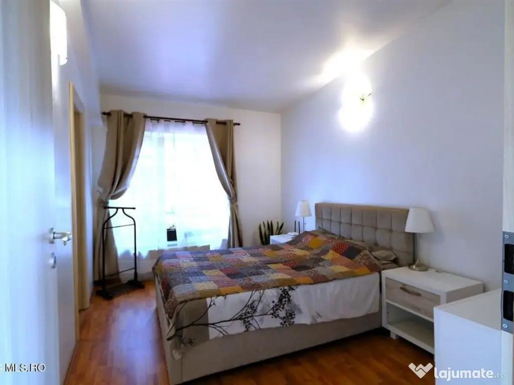 Cumpana - Del Sole, Str. Padova 4, vila P+M, teren pe col...