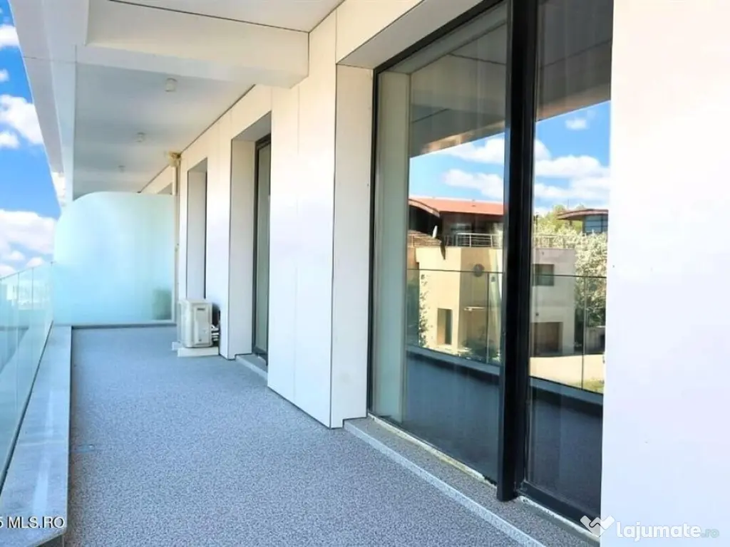 Sea On - Mamaia Nord, 3 camere, etajul 1, terasa cu veder...