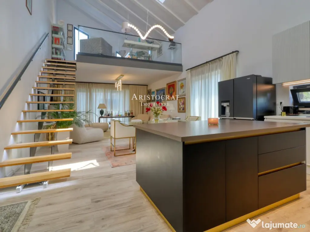 Casa cu palmieri din Corbeanca 