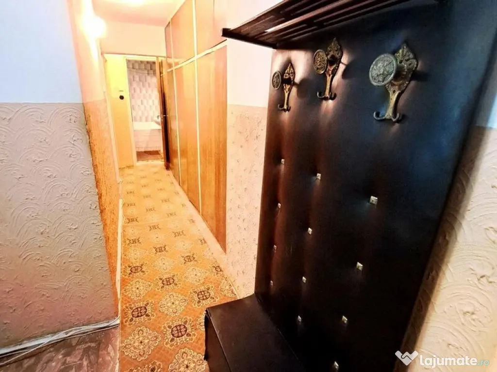 Apartament 3 camere, Titan.