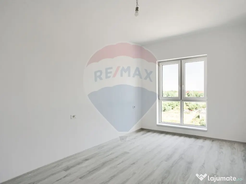 Apartament Nou 3 camere de vânzare zona Gradiste 