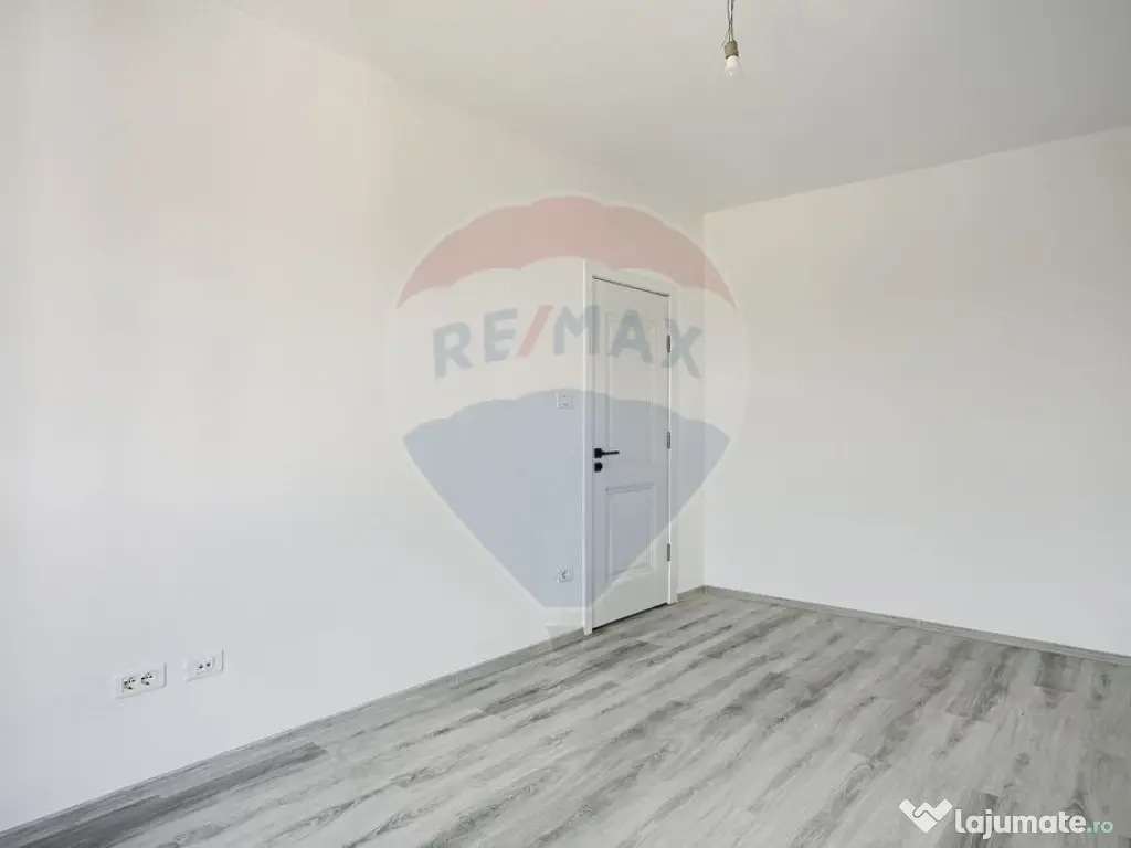 Apartament Nou 3 camere de vânzare zona Gradiste 