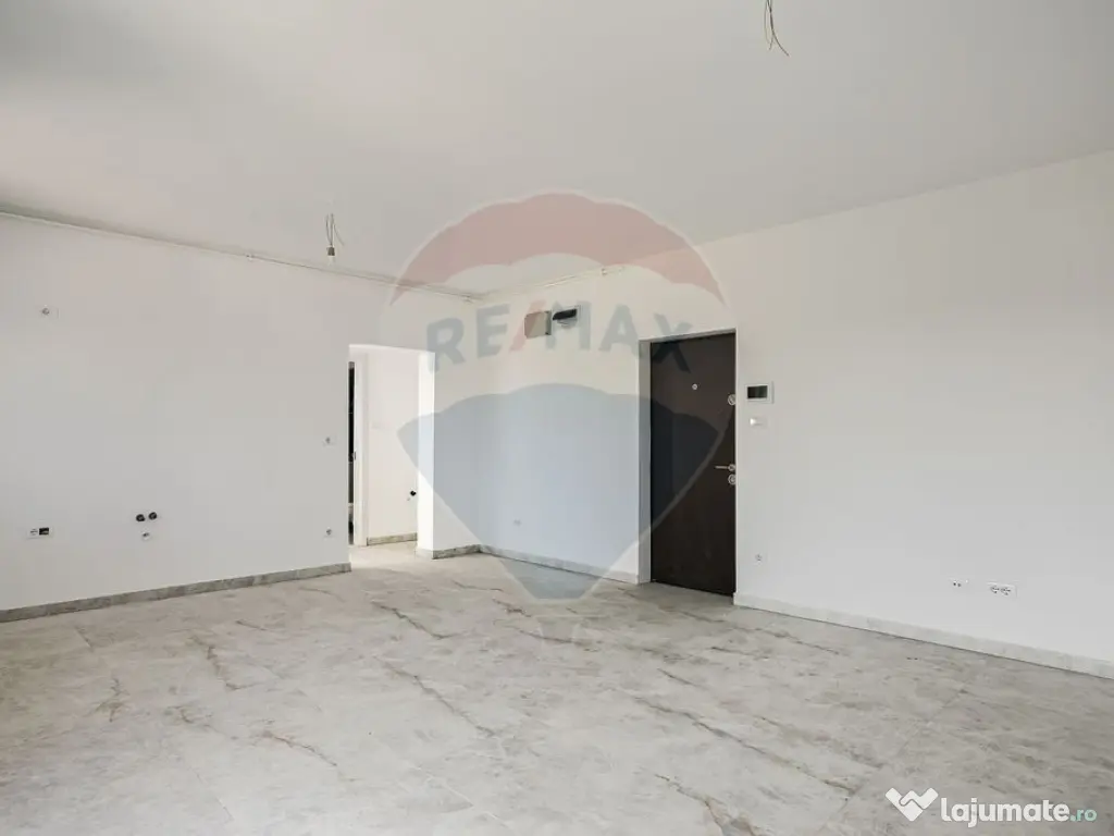 Apartament Nou 3 camere de vânzare zona Gradiste 