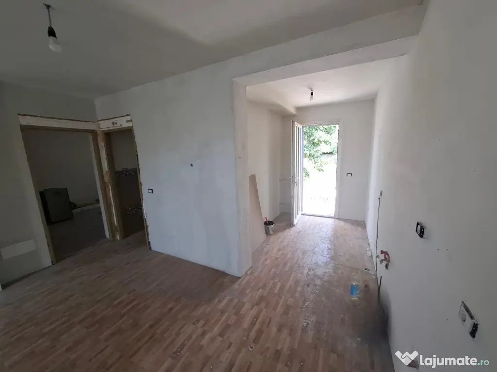 Casa de vanzare Botarlau