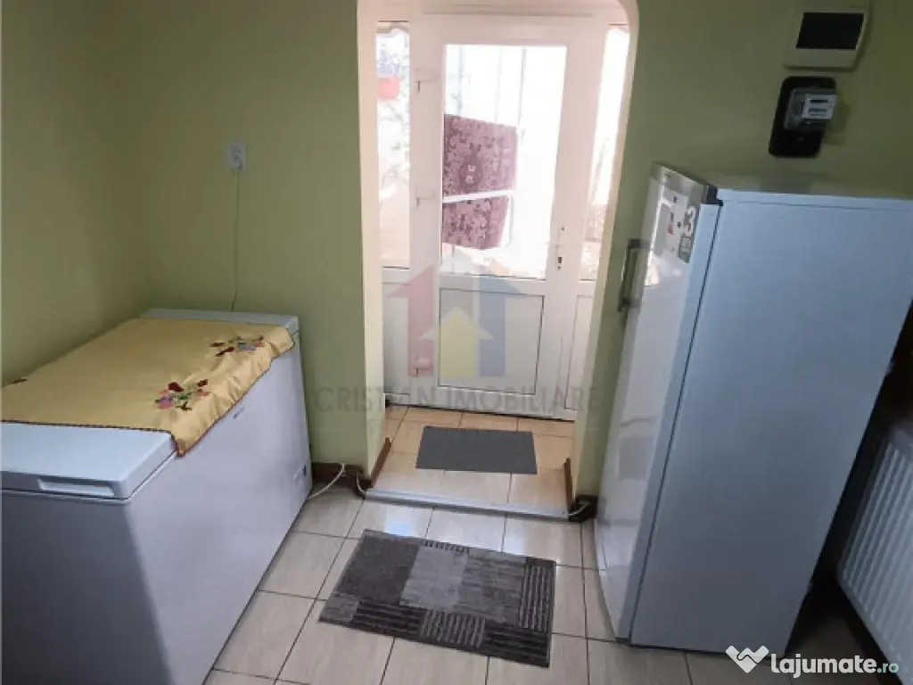 Casa 5 camere, teren 182 mp, Islaz-Plantelor 