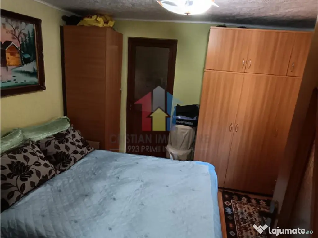 Casa 5 camere, teren 182 mp, Islaz-Plantelor 