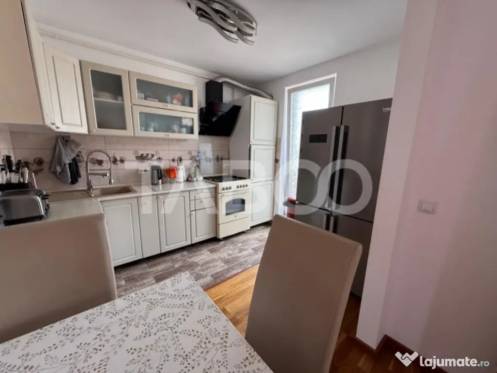 De vanzare apartament cu 3 camere la cheie si parcare Andrei