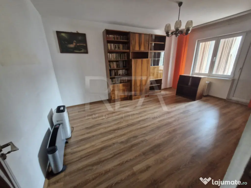 Apartament cu 3 camere în zona Dristor-Vitan