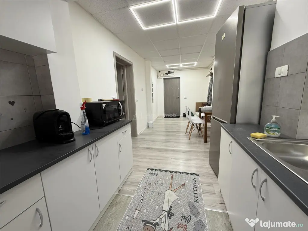 Basarabia-Chisinau-Strada Herta,3 camere decomandat