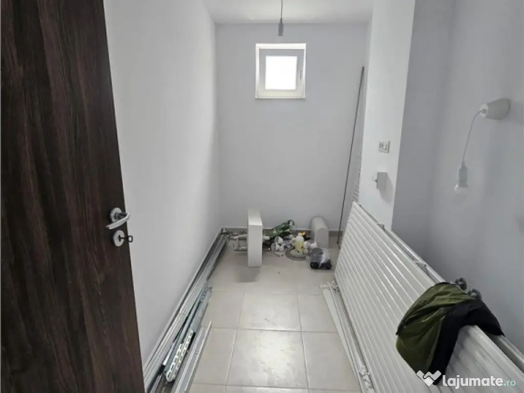 Spatiu Comercial 85mp URBAN PLAZA 